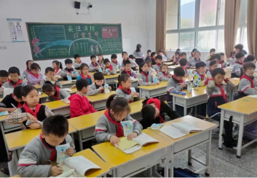 未來可期 健康護航丨花花牛乳業(yè)集團取得學(xué)生飲用奶常、低溫發(fā)酵乳生產(chǎn)資質(zhì)