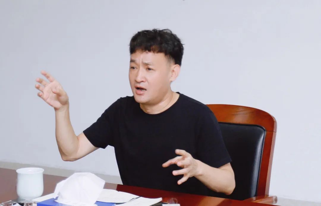 繼往開來 · 再創(chuàng)輝煌 | 花花牛乳業(yè)集團(tuán)召開9月營銷、養(yǎng)殖及飼料月度經(jīng)營工作會議