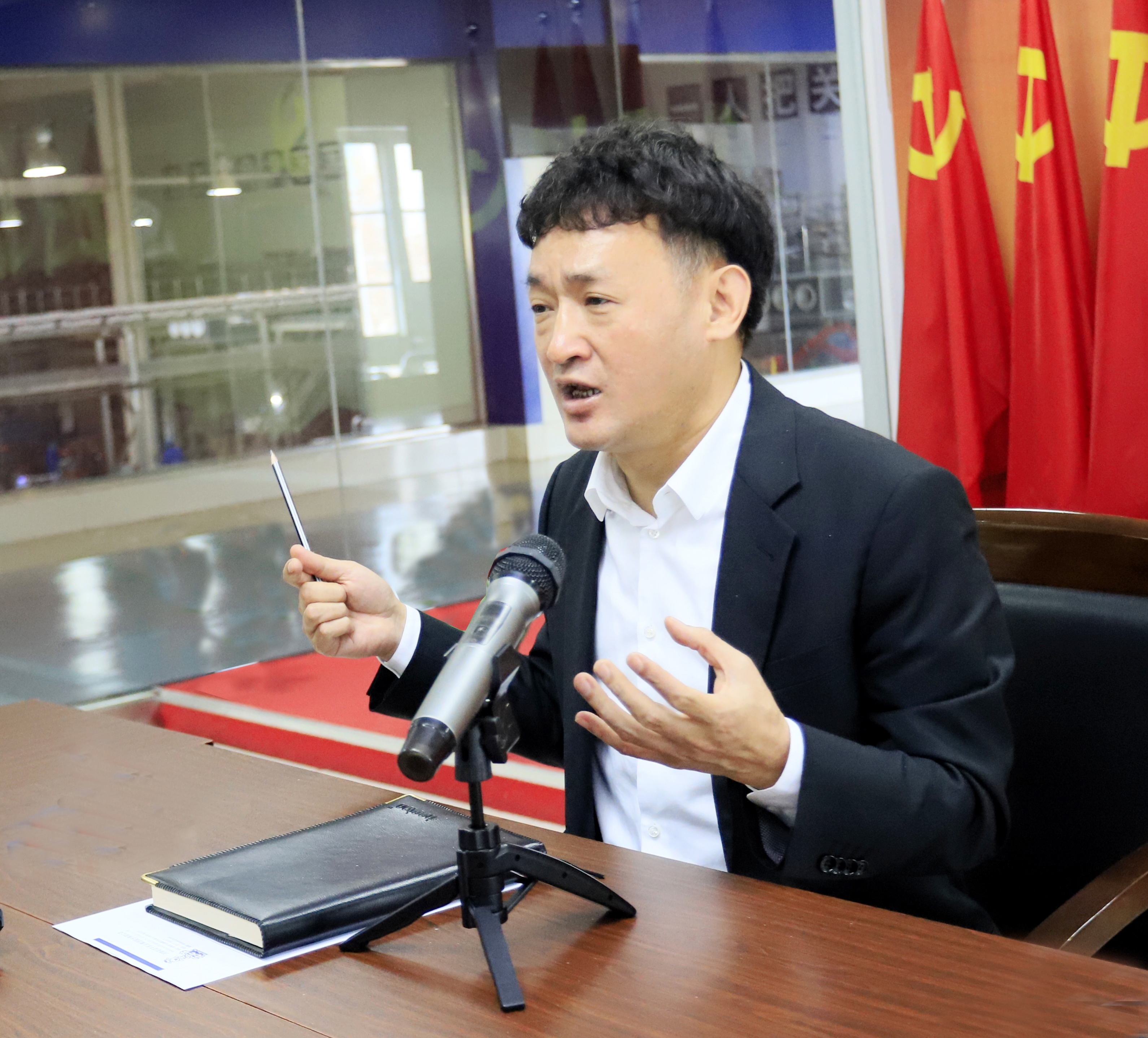 鼓足干勁、攻堅(jiān)克難，決戰(zhàn)2021 ，推動花花牛再上新臺階