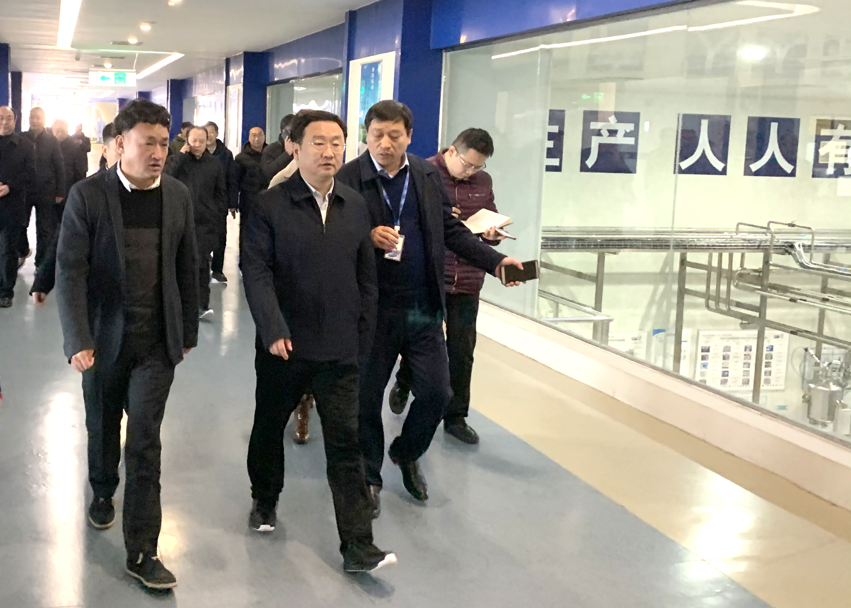 鄭州市委副書記、市長(zhǎng)王新偉蒞臨花花牛乳業(yè)集團(tuán)調(diào)研